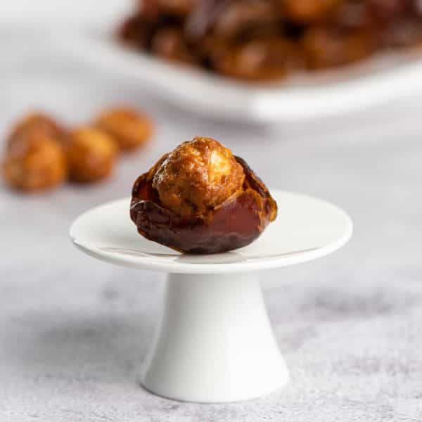 Kholas Dates stuffed with Caramelised Macadamia Nuts