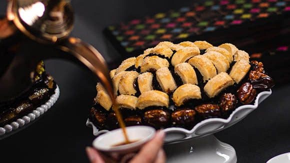 Pairing Perfection: A Guide to Enjoying Gourmet Dates with Coffee and Tea